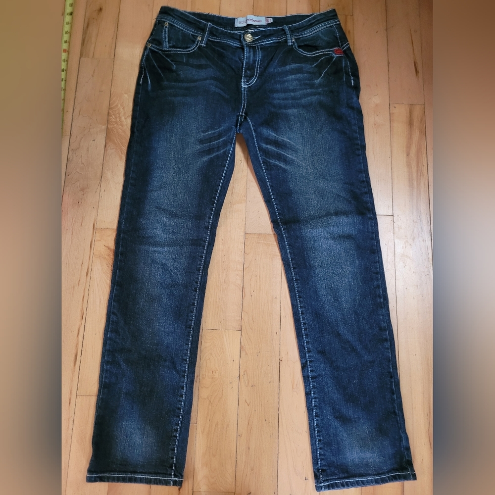 Womens 9/10 jeans